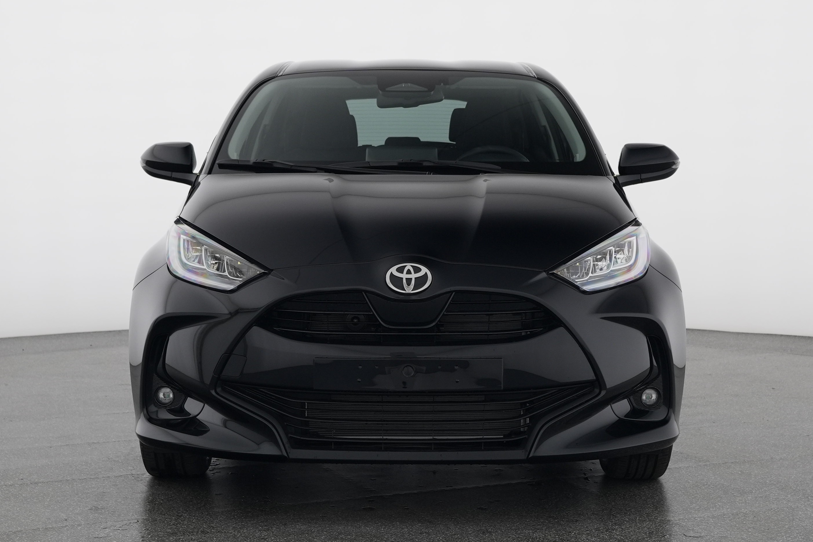 Toyota Yaris 1.5 VVT-i HSD Trend